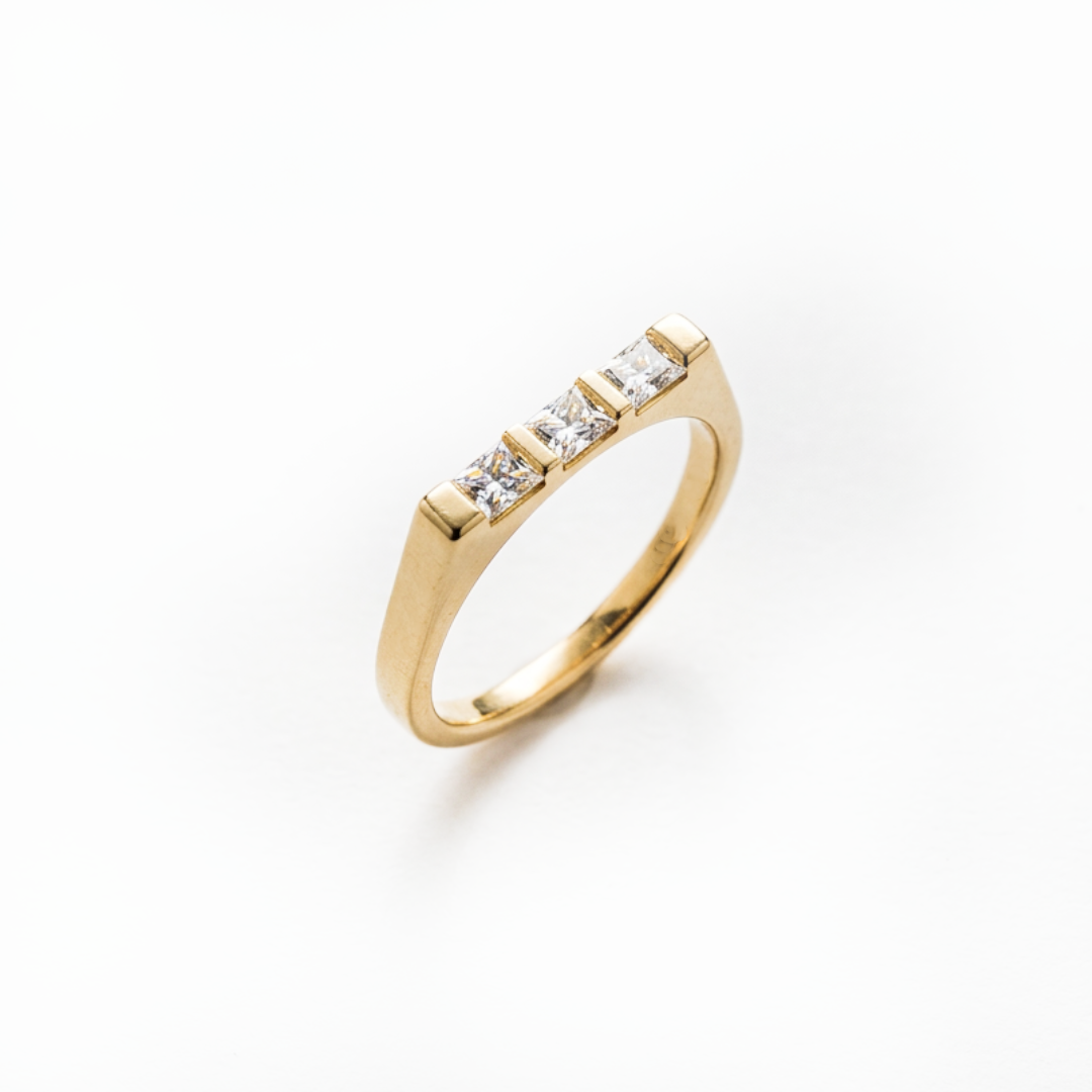 Linear Collection - Linear Bar Ring, 0.3ct