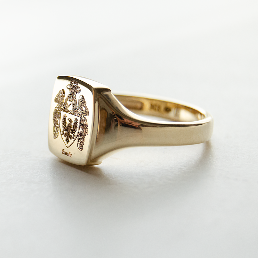 EverJade Jewellery Cape Town Gold Silver South Africa Signet Ring Engraving Jewellery Family Crest 